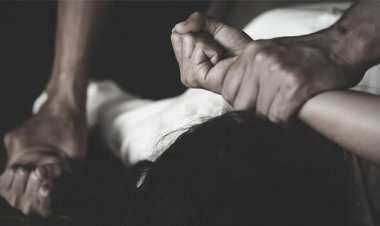 വിവാഹം ക്ഷണിക്കുന്നതിനിടെ യുവതിയെ തട്ടിക്കൊണ്ടുപോയി കൂട്ടബലാത്സംഗം ചെയ്തു
