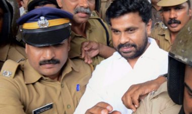 കേസ് അട്ടിമറിക്കാൻ ശ്രമിക്കുന്നു ദിലീപിന് ഭരണമുന്നണിയിലെ ഉന്നതരുമായി അവിശുദ്ധബന്ധം: നടിയുടെ ഹർജി ഹൈക്കോടതി ഇന്ന് പരി​ഗണിക്കും