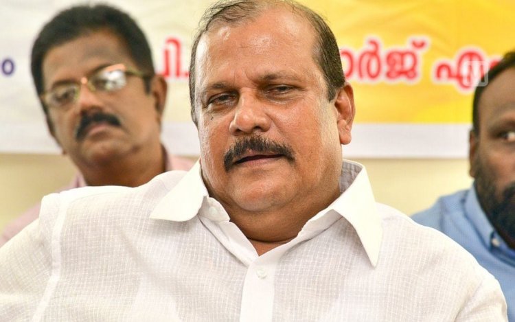 പി സി ജോർജ് അഴി എണ്ണാൻ ഒരുങ്ങുന്നു