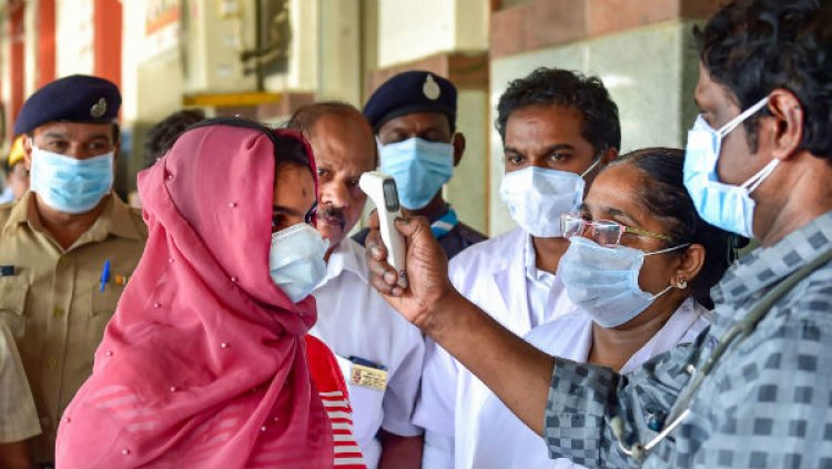 കോവിഡ് കൂടുന്നു.  ഇന്നലെ 8329 പേർക്കാണ് വൈറസ് ബാധ