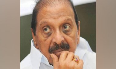 പിള്ള മോഡല്‍ പ്രസംഗം ; സജി ചെറിയാനും അഴിയെണ്ണും