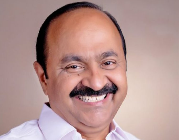 റോഡ് നന്നാക്കാതെ ടോള്‍ പിരിക്കരുത്: വി ഡി സതീശന്‍