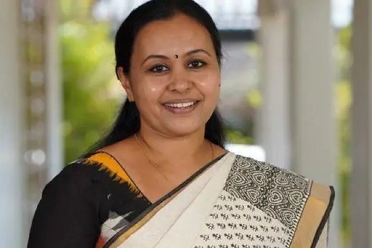 അ​വ്യ​ക്ത​മാ​യ മ​റു​പ​ടി നൽകിയ  ആ​രോ​ഗ്യ​മ​ന്ത്രി​ക്ക് സ്പീ​ക്ക​റു​ടെ താ​ക്കീ​ത്