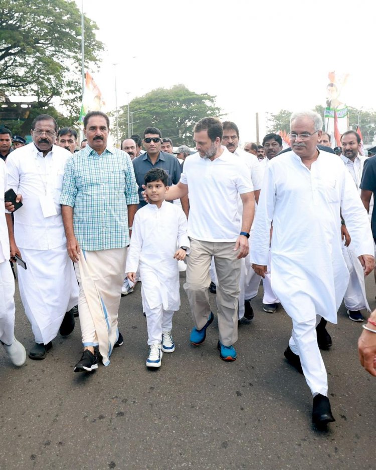 ജോഡോ യാത്രയ്ക്ക് ചവറ നീണ്ടകരയിൽ ഉജ്ജ്വല വരവേൽപ്പ്