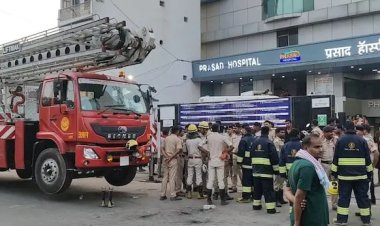 ബിഹാറിലെ മുസാഫർപുരിൽ ആശുപത്രിക്ക് തീപിടിച്ചു; ഇരുപതിലധികം പേരെ രക്ഷപ്പെടുത്തി; 3 രോഗികൾ മരിച്ചു