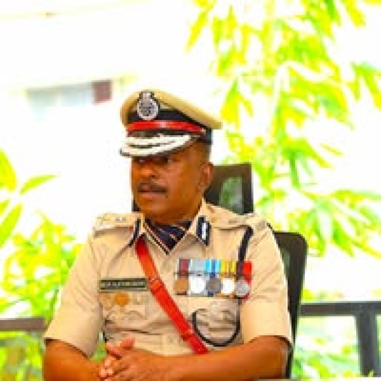ADGP അജിത്കുമാറിന്റെ ഓഫിസിൽ എസ് ഐ ടി . നിർണ്ണായക വിവരങ്ങൾ ശേഖരിച്ചു.